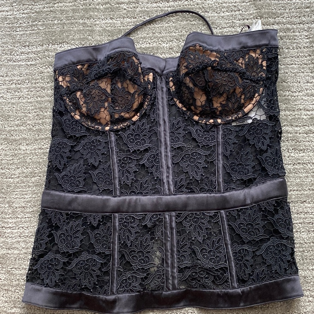 La perla lace corset